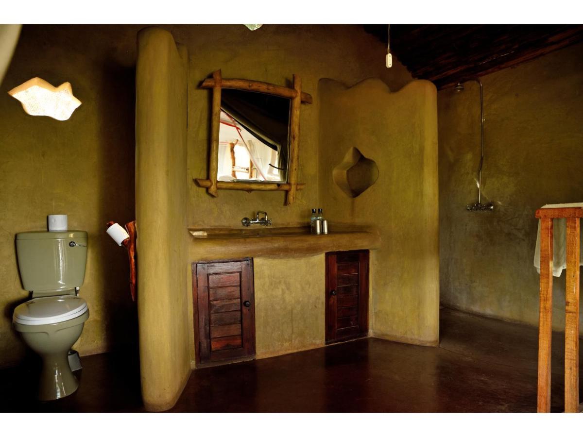 Ikoma Bush Camp Robanda Luaran gambar